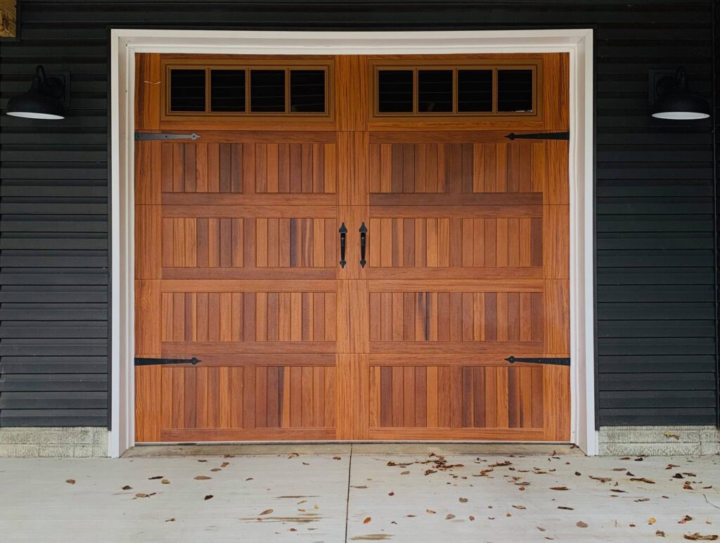 GARAGE DOOR